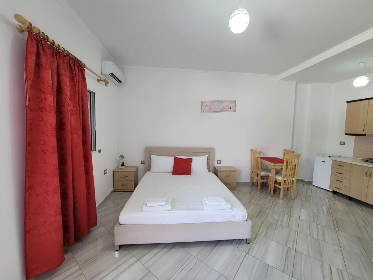 Vila Mario Aparthotel Ksamil Eksteriør bilde