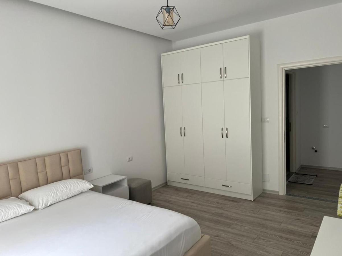 Vila Mario Aparthotel Ksamil Eksteriør bilde