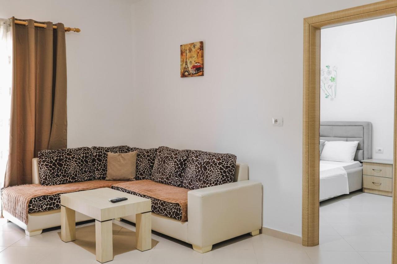 Vila Mario Aparthotel Ksamil Eksteriør bilde