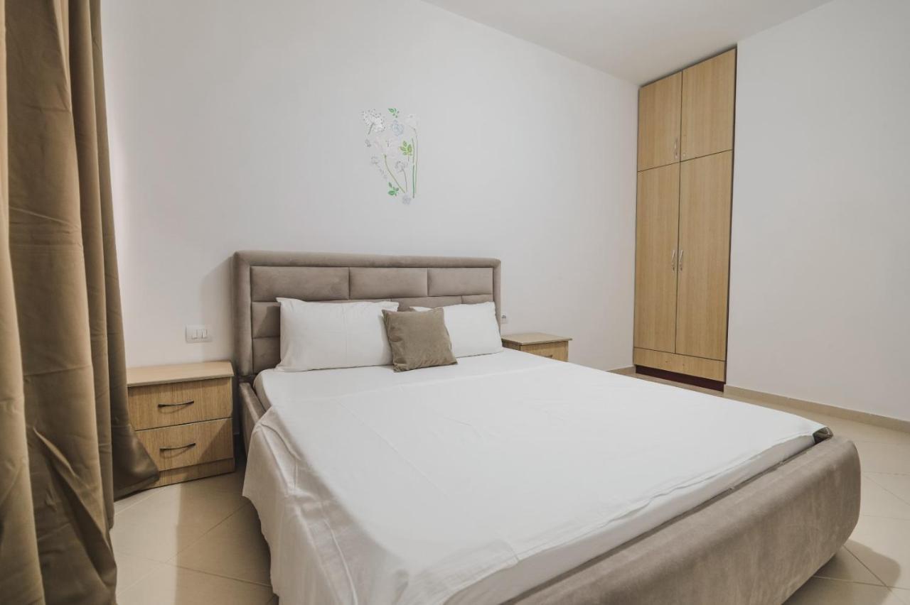 Vila Mario Aparthotel Ksamil Eksteriør bilde